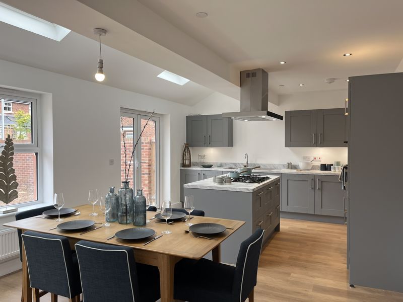 Kitchen / Dining Room- click for photo gallery